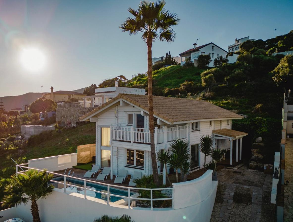 Increible Villa De Madera Con Vistas Al Mar Αλγεθίρας Εξωτερικό φωτογραφία
