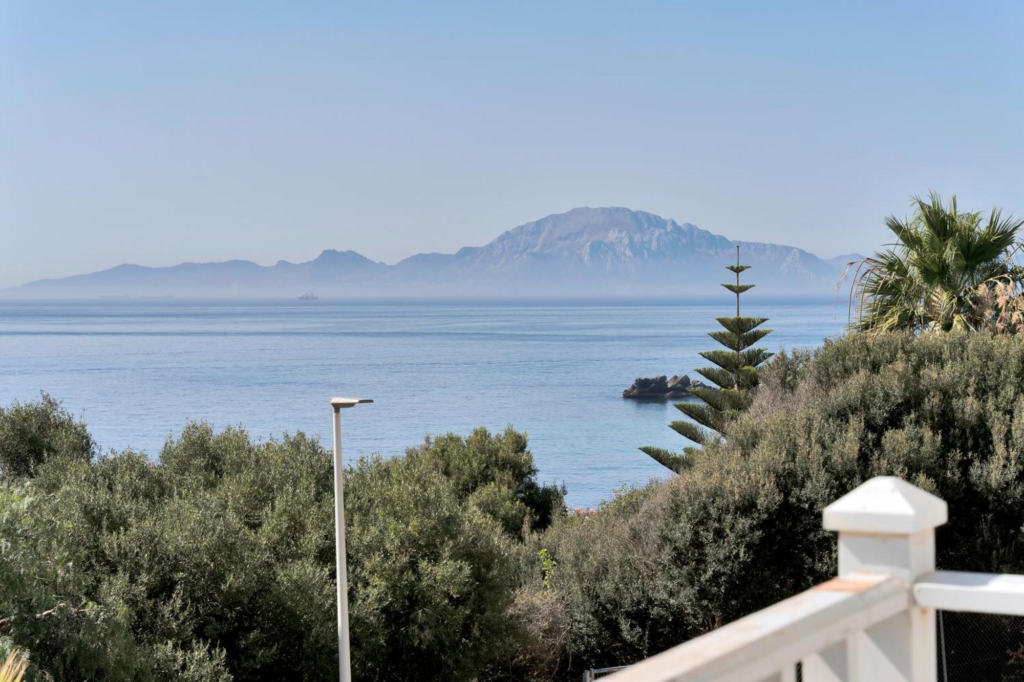 Increible Villa De Madera Con Vistas Al Mar Αλγεθίρας Εξωτερικό φωτογραφία